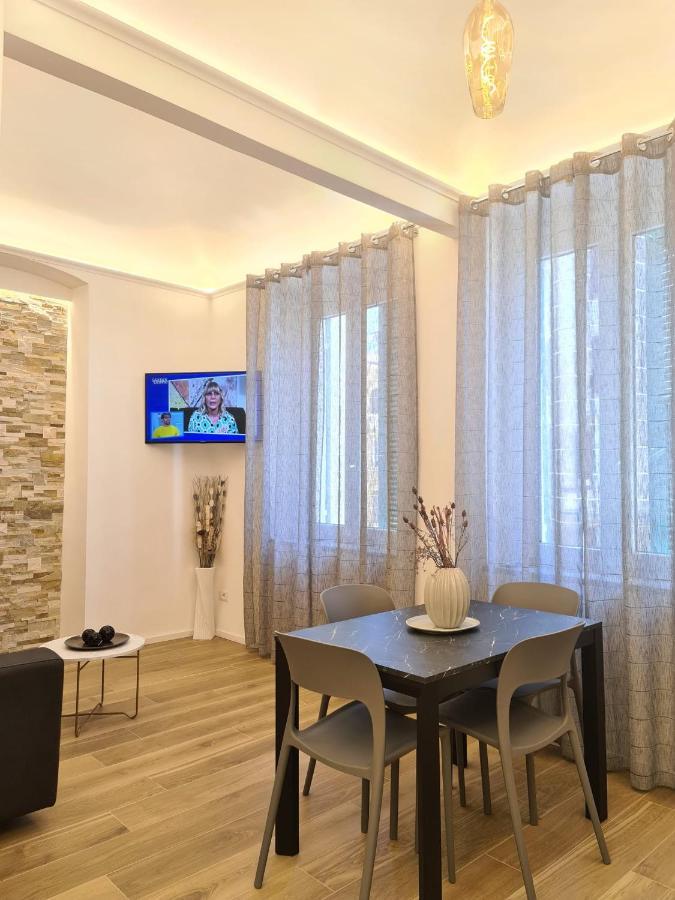 Soni Apartment La Spezia Bagian luar foto